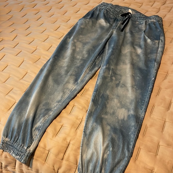 Lucy tie die bleached joggers size XS new - Picture 4 of 8